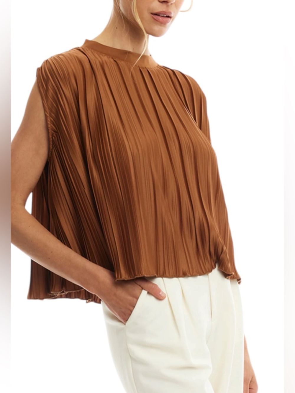 DR2 Pleated Blouse Rust Brown Short Sleeve Flowy Top Size L

⸻